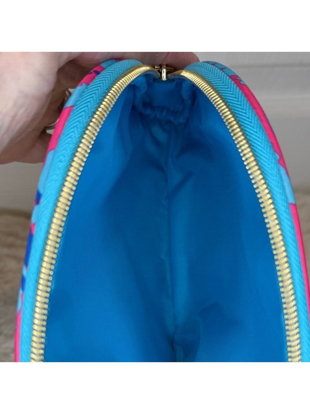 BEBE COSMETIC BAG SEMI CIRCULAR WITH BLUE AND PINK TRIM - Picture 8 of 11
